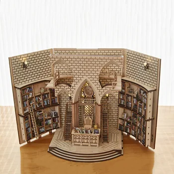 DIY Livro de Cabeceira de Madeira Famoso Filme Castelo de Construção de modelos de Aparador Bookshelf Inserir Estante de Artesanato Brinquedo de Presente de Aniversário