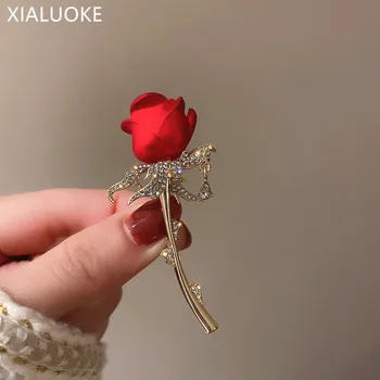 XIALUOKE de Luxo Metal, Cristal de Rosas Vermelhas Broches Para as Mulheres a Moda Elegante de Tulipa Strass Broche de Jóia do Partido Presentes